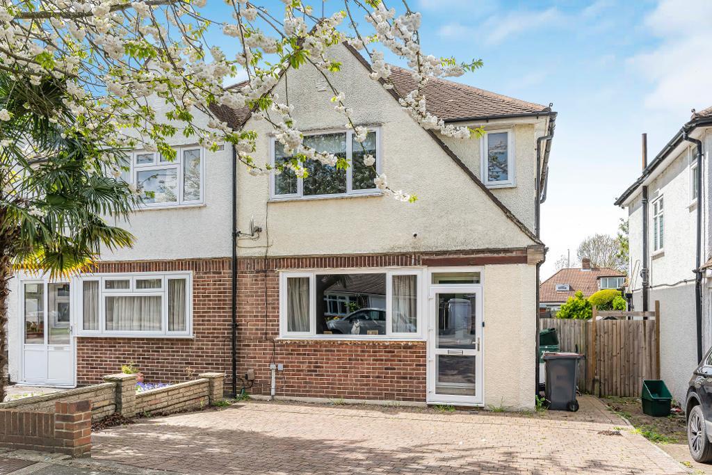 Gillmans Road, Orpington, Kent, BR5 4LB