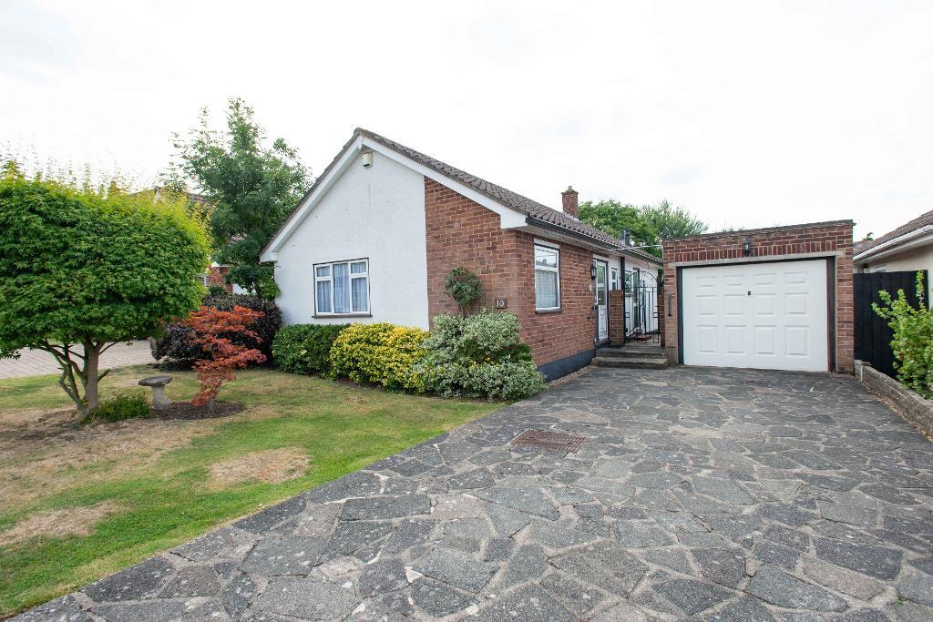 Nutfield Way, Orpington, Kent, BR6 8EU