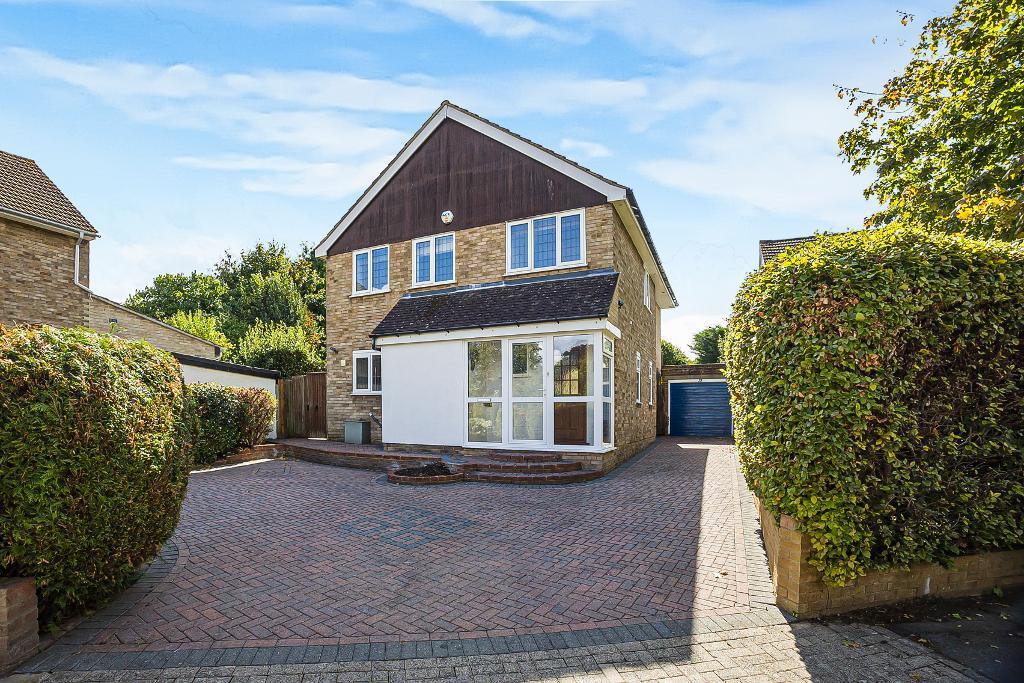 Goddington Chase, Orpington, Kent, BR6 9EA