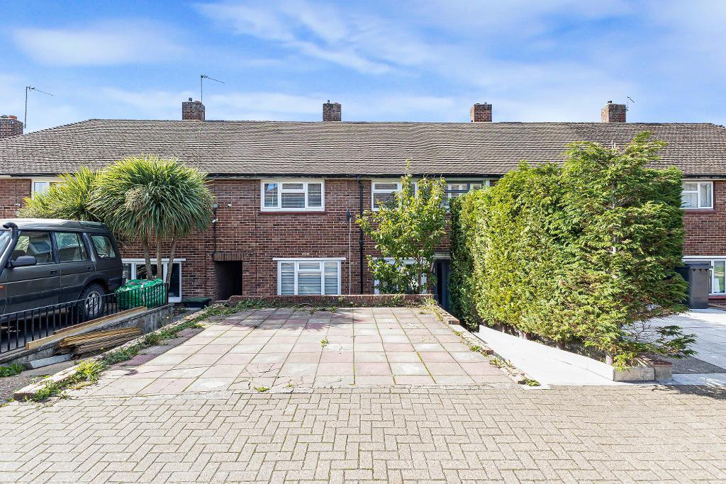 Burrfield Drive, Orpington, Kent, BR5 4BX